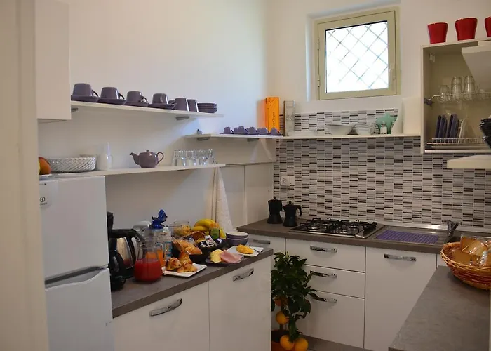 Bed and Breakfast Athena Charming