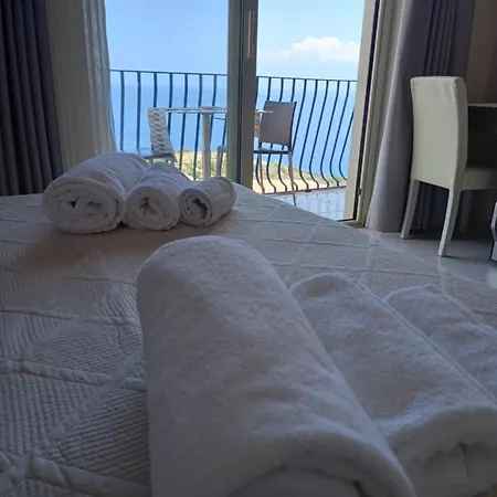 Bed and Breakfast Athena Charming