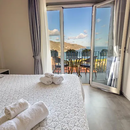 Bed & Breakfast Athena Charming