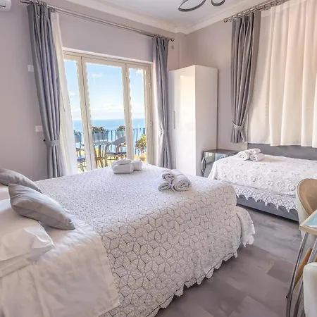Bed & Breakfast Athena Charming