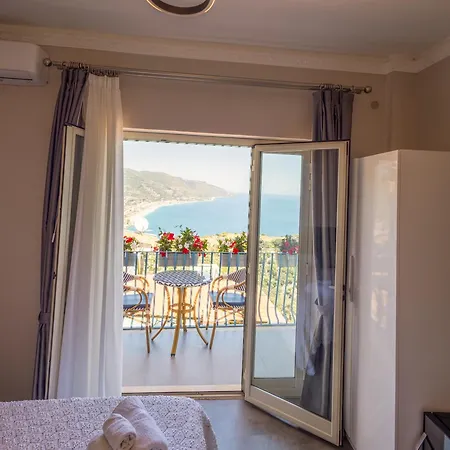 Athena Charming 4* Taormina