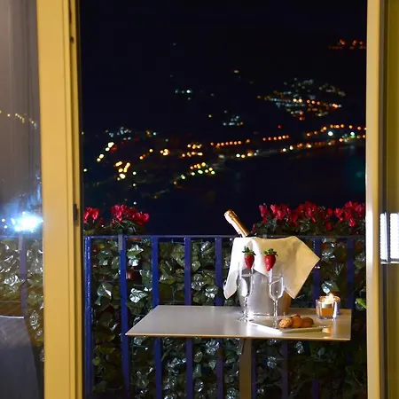 Athena Charming 4* Ταορμίνα