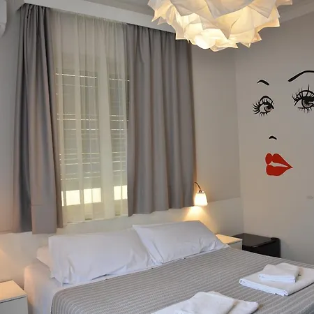 Athena Charming Ταορμίνα